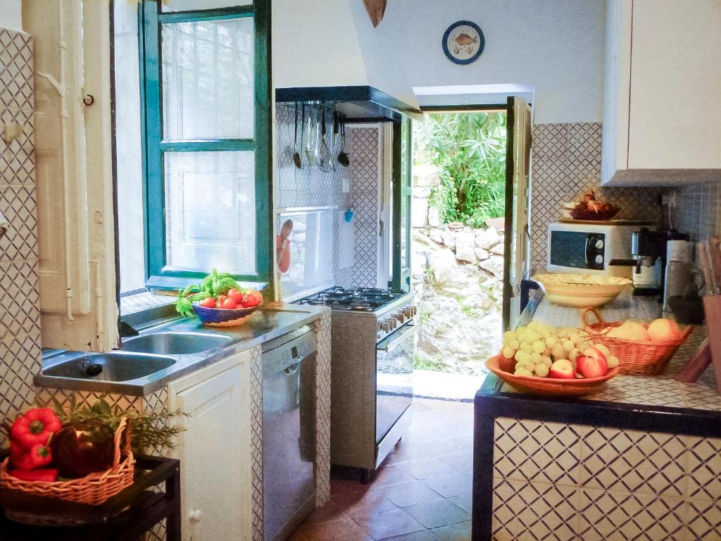 Villa Gemmellaro room 4